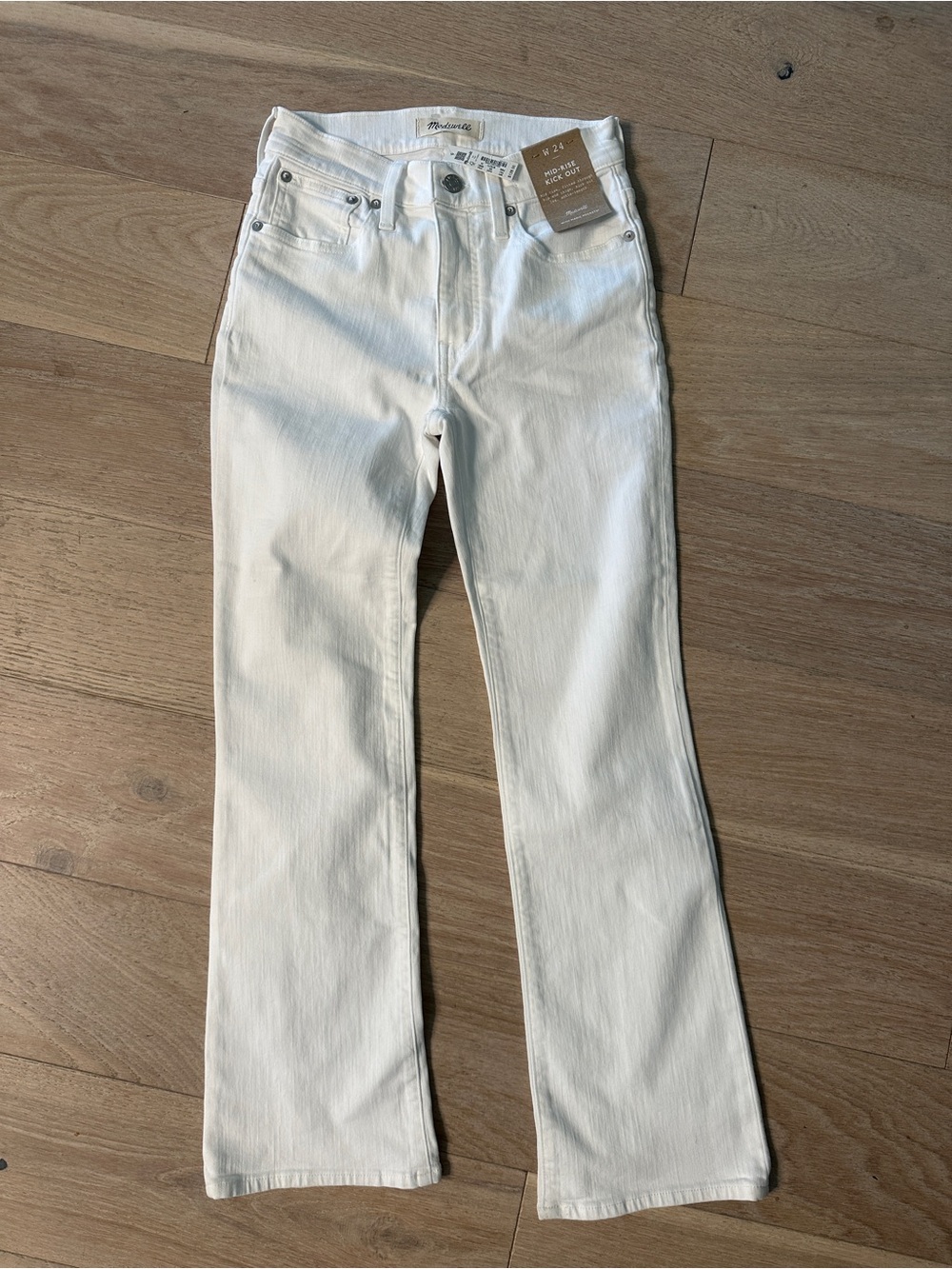 Madewell Mid-rise Kick out  Straight-Leg Jeans NWT